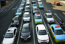 小拉出行两月“开城”17座，提供优惠便利网约车服务。